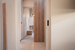 Palm Tree Beach Suites