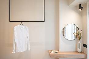 Palm Tree Beach Suites