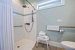 Beachfront 8bedrooms Lemonshello