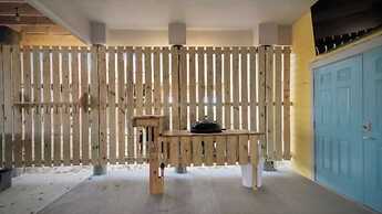 Beachfront 8bedrooms Lemonshello