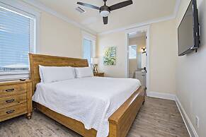 Beachfront 5bed Easybreezy East