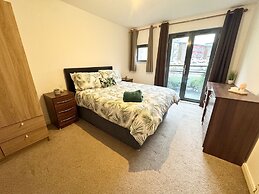 Sea Breeze Retreat in Swansea