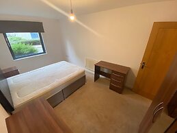 Sea Breeze Retreat in Swansea