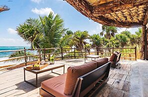 Amana' Tulum, front beach hotel