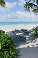 Amana' Tulum, front beach hotel