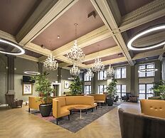 Student Only Plummer House