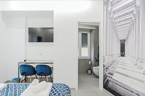 Domus Suites