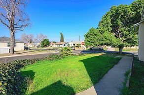 Cozy & Stylish Home Spacious, Fully Equipped Stay