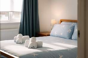 Sea Breeze Your Coastal Sanctuary in Sandown