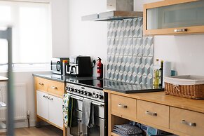 Sea Breeze Your Coastal Sanctuary in Sandown