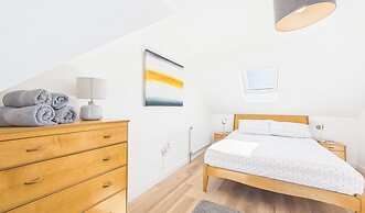 Sea Breeze Your Coastal Sanctuary in Sandown