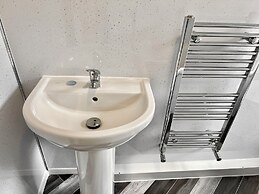 New House 5 rooms 3 bath