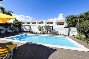 Summer Villa With Heated Private Pool