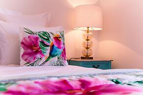 Summer Villa With Heated Private Pool