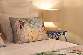 Summer Villa With Heated Private Pool