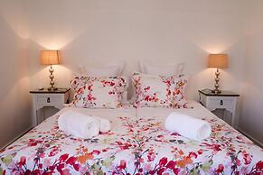 Summer Villa With Heated Private Pool