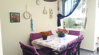 Marina Vila Apartment With Pool