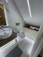 Light Wave Nazare Center 50m Beach