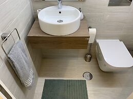 Light Wave Nazare Center 50m Beach