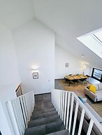 Spacious 3 bedroom large terrace&parking