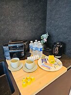 Spacious 3 bedroom large terrace&parking