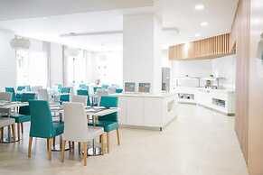 VP Flat With Balcony and Pool View