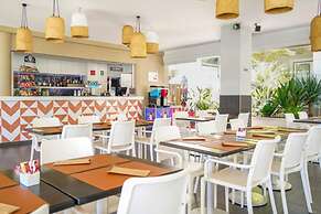 VP Flat With Balcony and Pool View