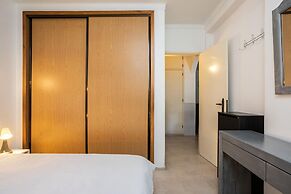 Nice Terrace and Pool Alvor Flat