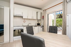 Nice Terrace and Pool Alvor Flat