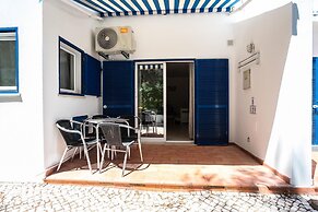 Nice Terrace and Pool Alvor Flat