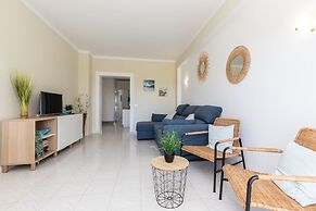 Superb Front Beach Carteia Flat