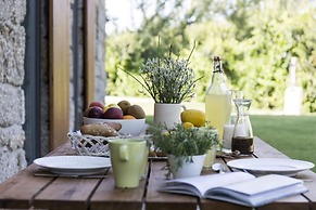 Vila Lagar in Bustelo