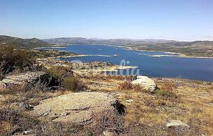 Peneda Ger s Stone House-paradise Lake View