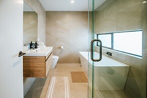 Cottesbrook - Family Friendly - Sleeps 6