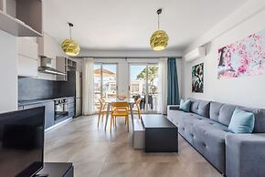 Spacious 1BR Apartment With Resort Access