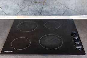 Spacious 1BR Apartment With Resort Access