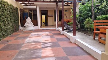 Azura Hotel Boutique