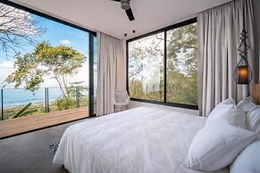 Seataya Oceanview Luxury Villas
