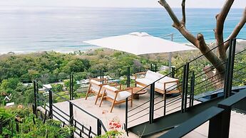 Seataya Oceanview Luxury Villas
