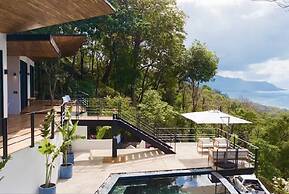 Seataya Oceanview Luxury Villas