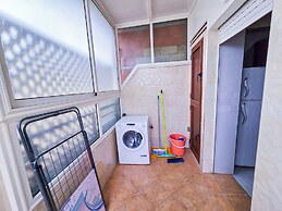 Luxor Home - Spacious & proximity to CFC