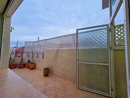 Luxor Home - Spacious & proximity to CFC