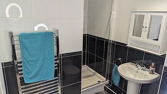 Stylish Studio, Central Bexhill, Home Comforts