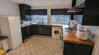 Stylish Studio, Central Bexhill, Home Comforts