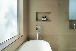 Luxe 4 BHK Villa Near Popular Beaches with Private Pool