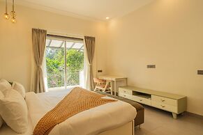 Luxe 4 BHK Villa Near Popular Beaches with Private Pool