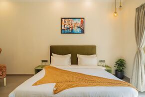 Luxe 4 BHK Villa Near Popular Beaches with Private Pool