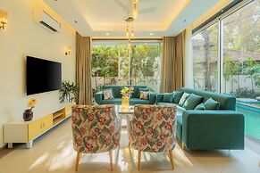 Luxe 4 BHK Villa Near Popular Beaches with Private Pool