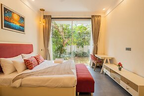Luxe 4 BHK Villa Near Popular Beaches with Private Pool