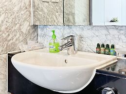 Tyms 3BR 2BA Apt West NanjingRD Line2 14